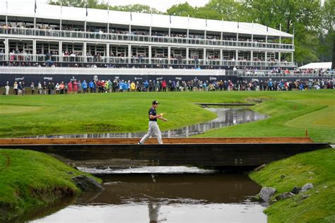 how to watch golf tournament.